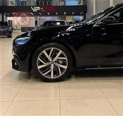 مرسيدس بنز E-Class